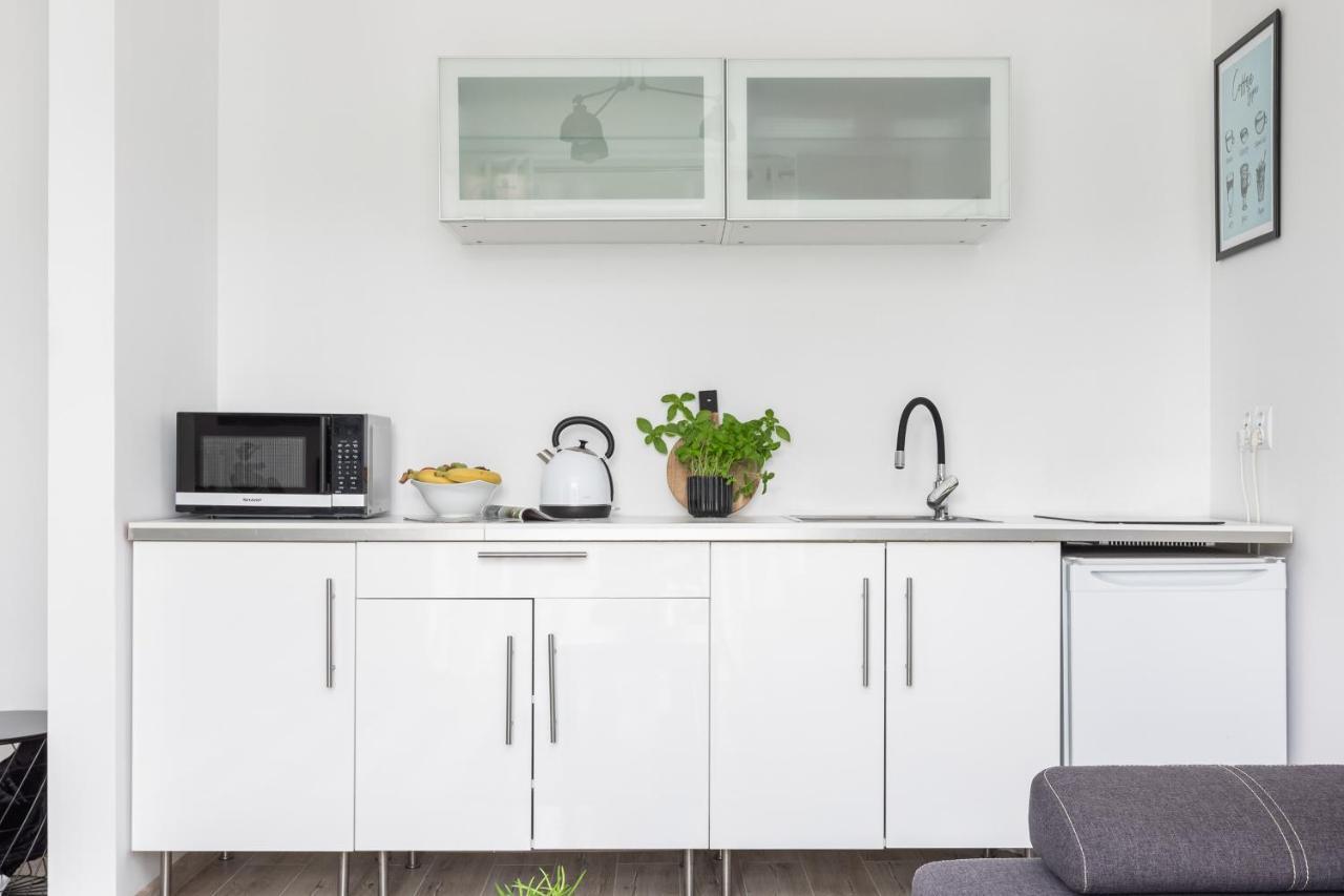 Apartament Black & White Apartment Swinoujscie Ngoại thất bức ảnh